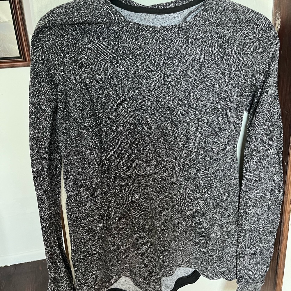 Lululemon Black and Gray Long Sleeve Top